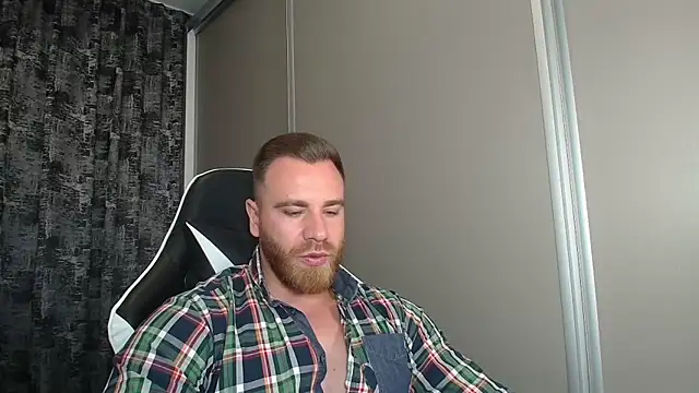 Thori92 online show from September 14, 1:32 pm