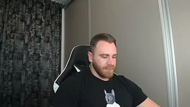 Thori92 online show from November 15, 5:20 pm