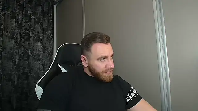 Thori92 online show from February 19, 5:42 pm