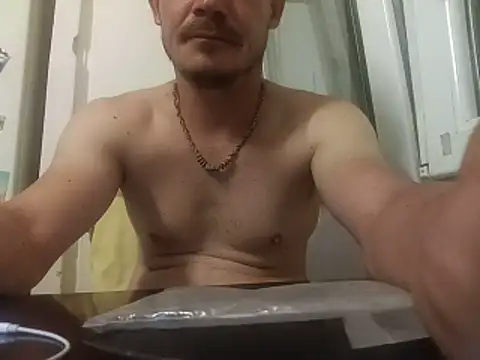 Snapshot of Ivanekkral chatting on June 8, 9:04 pm Ivanekkral online show from June 8, 9:04 pm