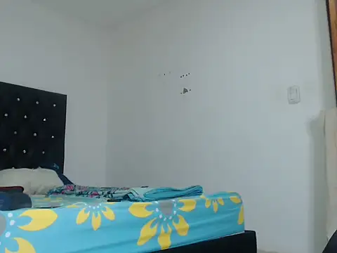 Snapshot of jeancarloscum12 chatting on June 4, 10:05 pm jeancarloscum12 online show from June 4, 10:05 pm