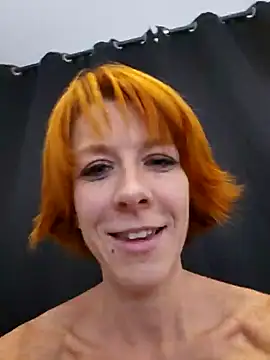 Snapshot of Mymiesexy chatting on January 5, 4:16 pm Mymiesexy online show from January 5, 4:16 pm