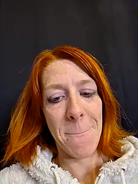 Snapshot of Mymiesexy chatting on November 22, 9:47 pm Mymiesexy online show from November 22, 9:47 pm