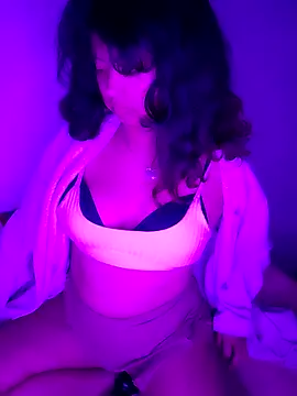 Peach Girll online show from February 14, 3:00 am