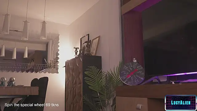 LucyAllenX online show from January 19, 1:00 am