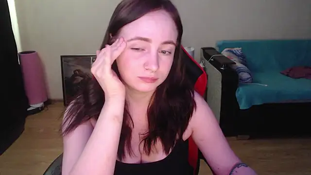 Laralianna online show from April 2, 11:52 am