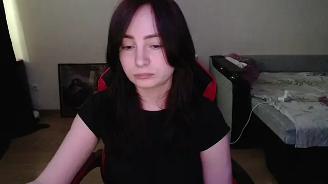 Laralianna online show from April 23, 12:51 pm