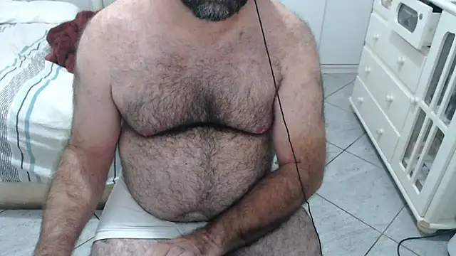 MysterBearMG online show from April 5, 11:46 pm