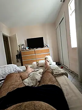 MysterBearMG online show from April 12, 1:49 pm