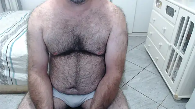 MysterBearMG online show from April 13, 1:55 am