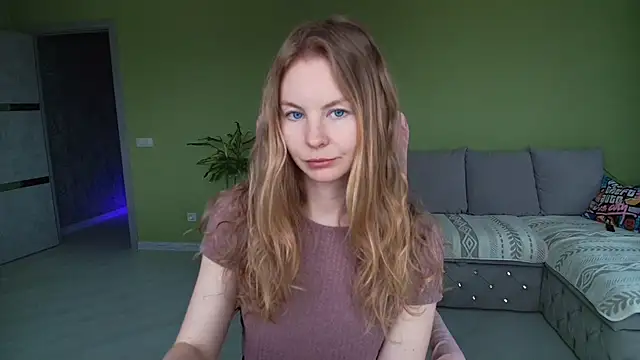 Cuddle Cat online show from April 22, 7:33 am