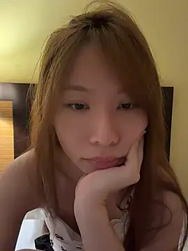 Snapshot of Luna520 chatting on July 17, 12:45 pm Luna520 online show from July 17, 12:45 pm