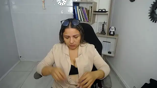 cum bigass online show from May 25, 12:22 pm