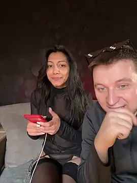 Snapshot of Kiscsillagg chatting on February 1, 2:45 pm Kiscsillagg online show from February 1, 2:45 pm