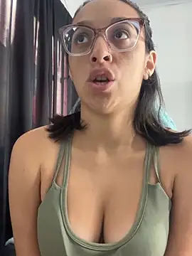 Ninnfa online show from February 4, 7:44 pm