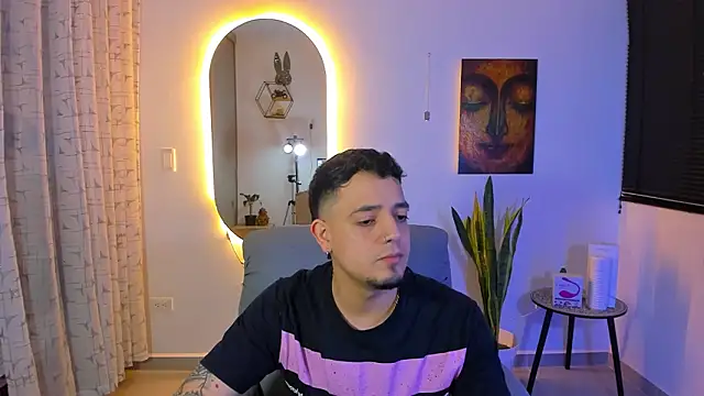 alejandro calderon1 online show from March 21, 7:02 am