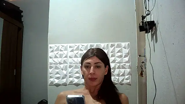 Snapshot of AlexiaDuucan chatting on May 31, 1:51 pm AlexiaDuucan online show from May 31, 1:51 pm