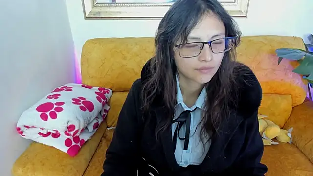 Snapshot of Kyomi_chang chatting on May 27, 12:24 pm Kyomi chang online show from May 27, 12:24 pm