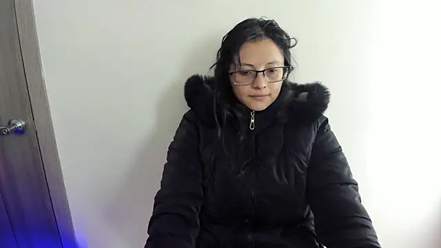 Snapshot of Kyomi_chang chatting on June 24, 12:37 pm Kyomi chang online show from June 24, 12:37 pm