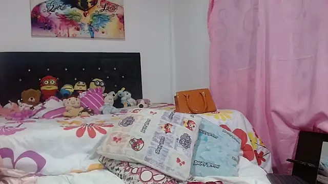 aleera starxx982 online show from March 4, 1:45 am