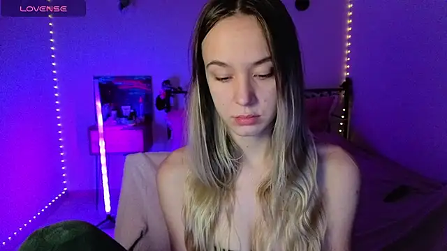 SexyCocobutt online show from November 2, 8:17 am