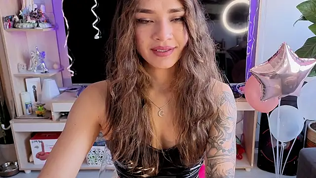 Snapshot of melisa_es chatting on April 22, 12:28 pm melisa es online show from April 22, 12:28 pm