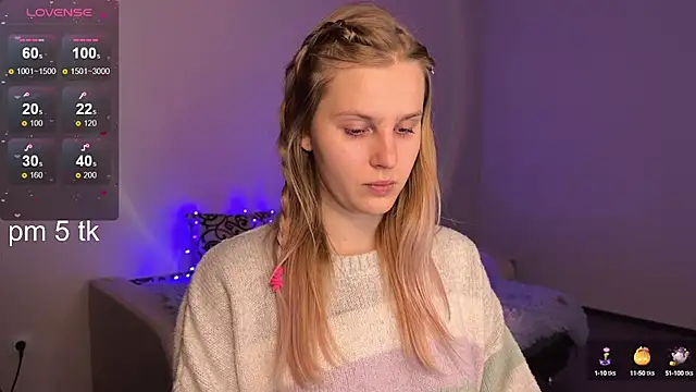 Chanel Gill online show from February 5, 8:14 pm