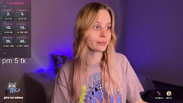 Chanel Gill online show from February 6, 8:56 pm