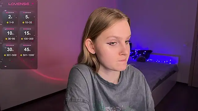 Chanel Gill online show from March 13, 12:27 am