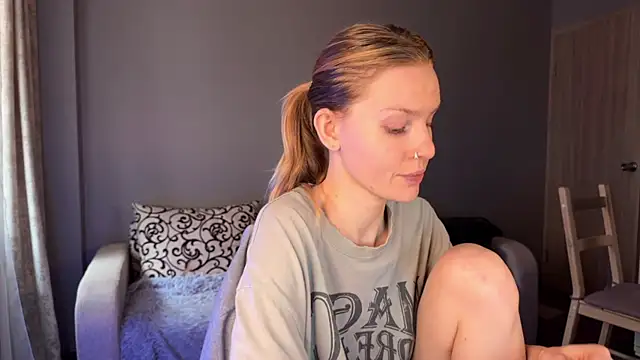 Chanel Gill online show from September 26, 5:00 am