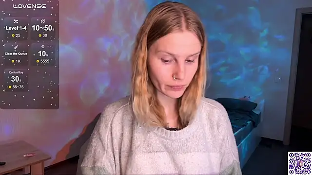 Chanel Gill online show from September 29, 8:13 pm