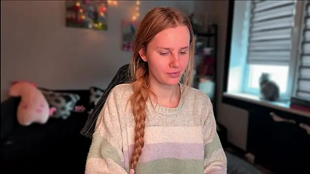 Chanel Gill online show from December 21, 9:27 am