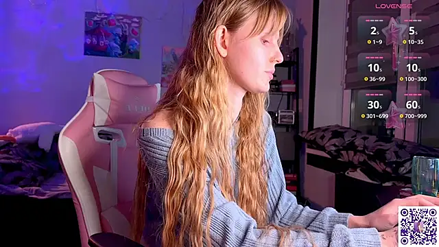 Chanel Gill online show from April 6, 8:10 pm