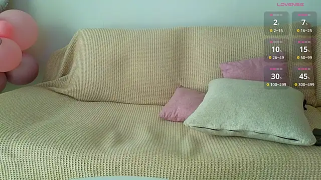 hotsuckcouple online show from February 16, 4:31 am