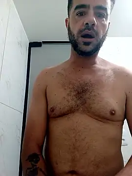 SMOKERBEASTBR online show from January 7, 8:11 pm