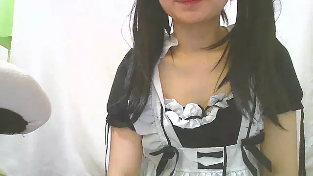 Snapshot of SquirtUniversity chatting on July 23, 8:45 am SquirtUniversity online show from July 23, 8:45 am
