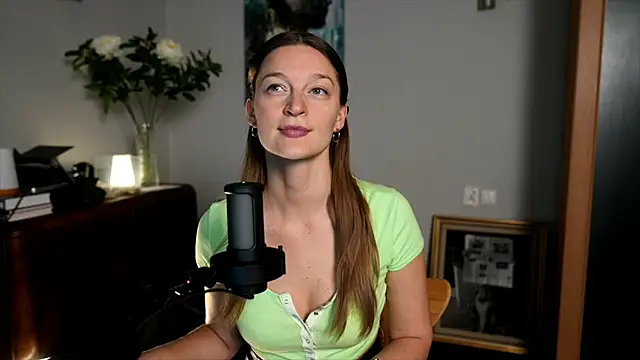 Snapshot of Special___ chatting on December 29, 5:33 pm Special    online show from December 29, 5:33 pm