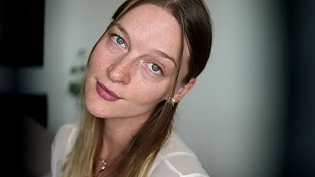 Special    online show from February 13, 2:07 am