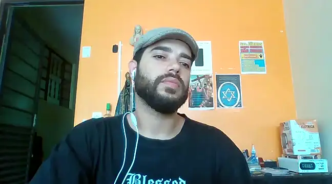 Snapshot of Magno_ATV chatting on January 8, 2:14 pm Magno ATV online show from January 8, 2:14 pm