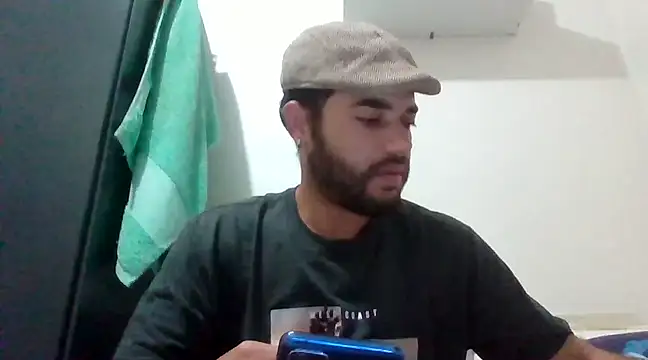 Snapshot of Magno_ATV chatting on March 23, 6:26 am Magno ATV online show from March 23, 6:26 am