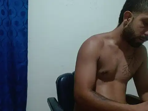 Snapshot of curvsex chatting on November 6, 12:28 pm curvsex online show from November 6, 12:28 pm