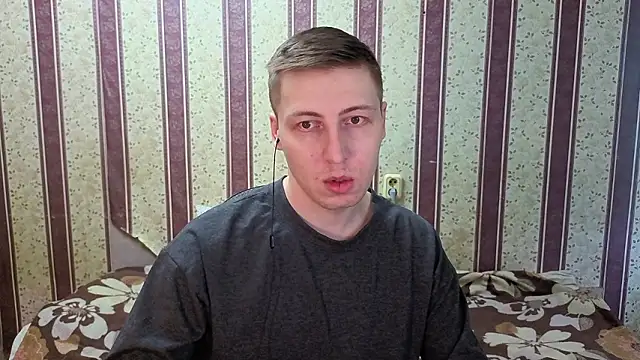 darienlarge online show from January 18, 10:08 am