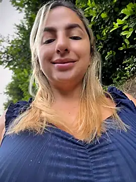 Snapshot of sammyqueenx21 chatting on July 18, 11:36 am sammyqueenx21 online show from July 18, 11:36 am