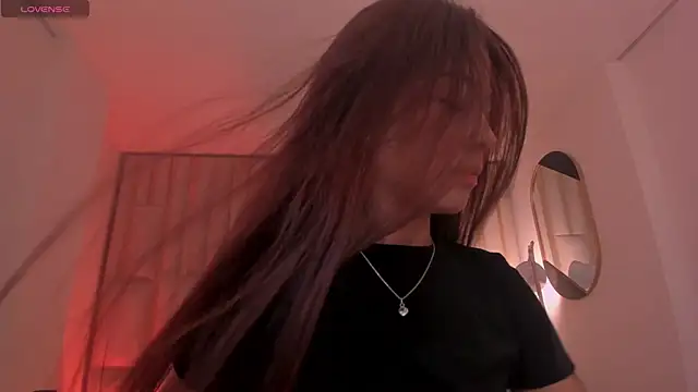 Snapshot of ErikaBenz_ chatting on June 19, 12:20 pm ErikaBenz online show from June 19, 12:20 pm