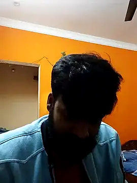 Snapshot of Indiaguy4u chatting on December 3, 6:15 am Indiaguy4u online show from December 3, 6:15 am