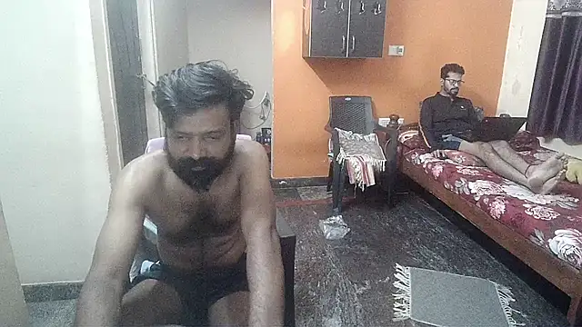 Snapshot of Indiaguy4u chatting on December 26, 5:19 pm Indiaguy4u online show from December 26, 5:19 pm