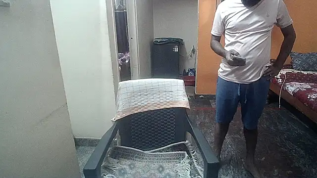 Snapshot of Indiaguy4u chatting on March 22, 2:58 pm Indiaguy4u online show from March 22, 2:58 pm