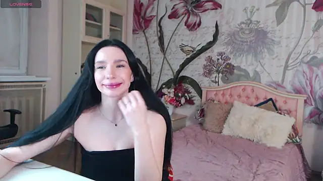 AliciaBow online show from November 19, 2:17 pm