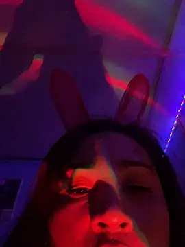 Sanieku online show from April 13, 9:09 pm