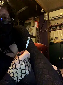 Snapshot of Nekazvainanikogo chatting on January 6, 12:14 am Nekazvainanikogo online show from January 6, 12:14 am